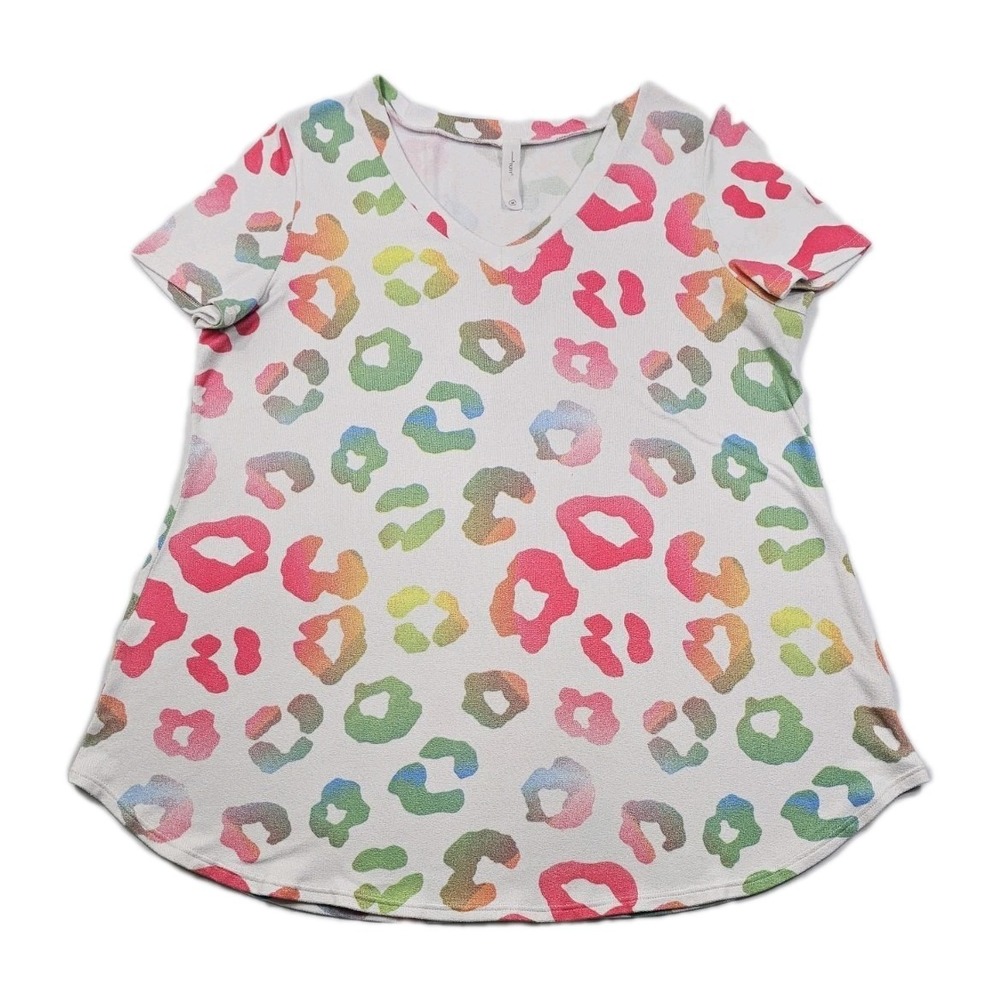 White Colorful Animal Print Design‎ Short Sleeve Top Curved Hem Bottom Soft